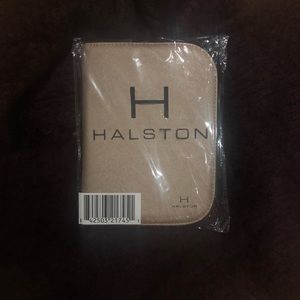 New!! Halston travel jewelry case